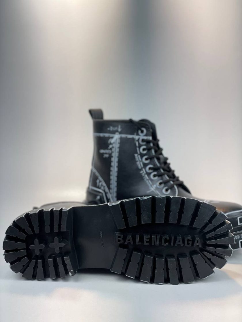 کد 2911 بوت بالنسیاگا BALENCIAGA بندی تمام نقاشی خط و نوشته چرم مشکی - Image 3