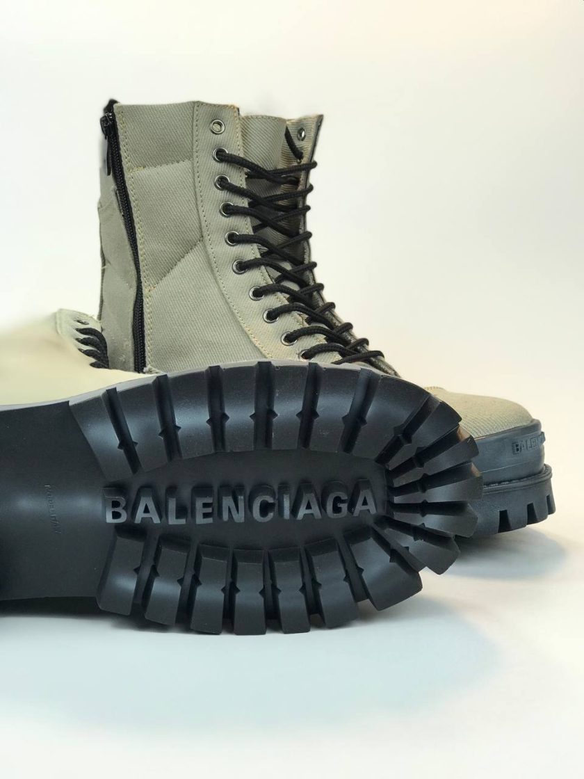 کد 2900 بوت بالنسیاگا BALENCIAGA پارچه جین کرم - Image 4